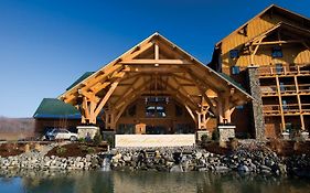 Hope Lake Lodge Waterpark